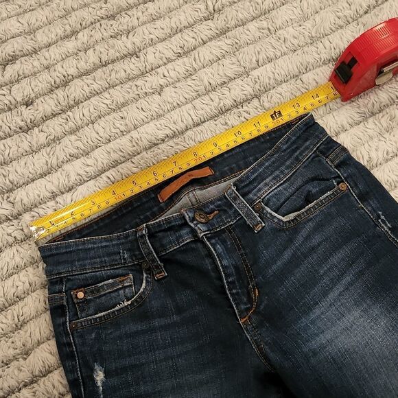 Dark wash vintage reserve straight leg Joe's jeans size 24. - Picture 2 of 11